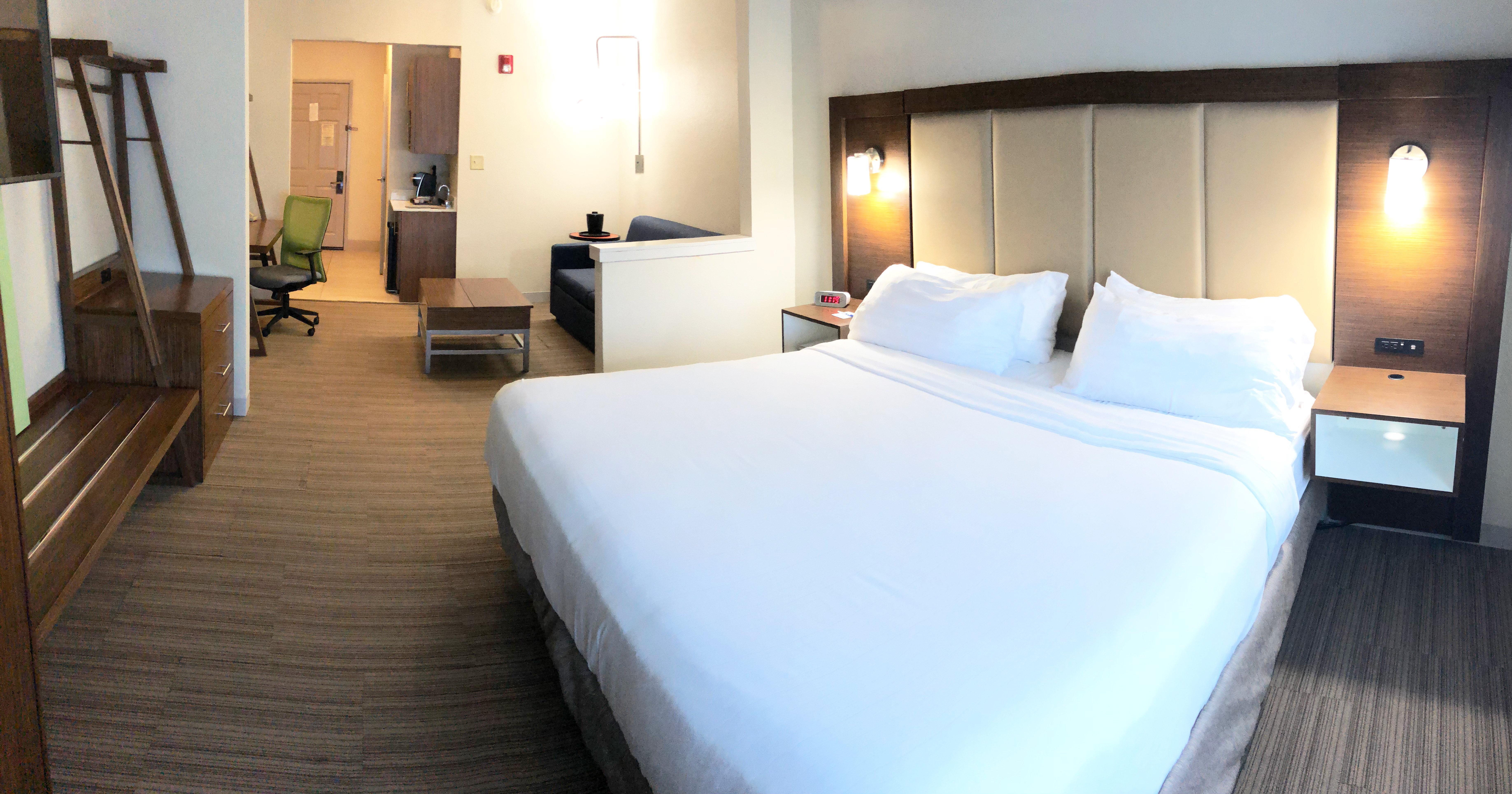 Holiday Inn Express Hotel & Suites Greenville By Ihg Exterior foto